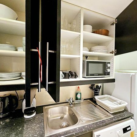 Modern Hyde Park Home With Private Entrance & Private Back Patio Near Bayswater & Paddington Stations Londra Esterno foto