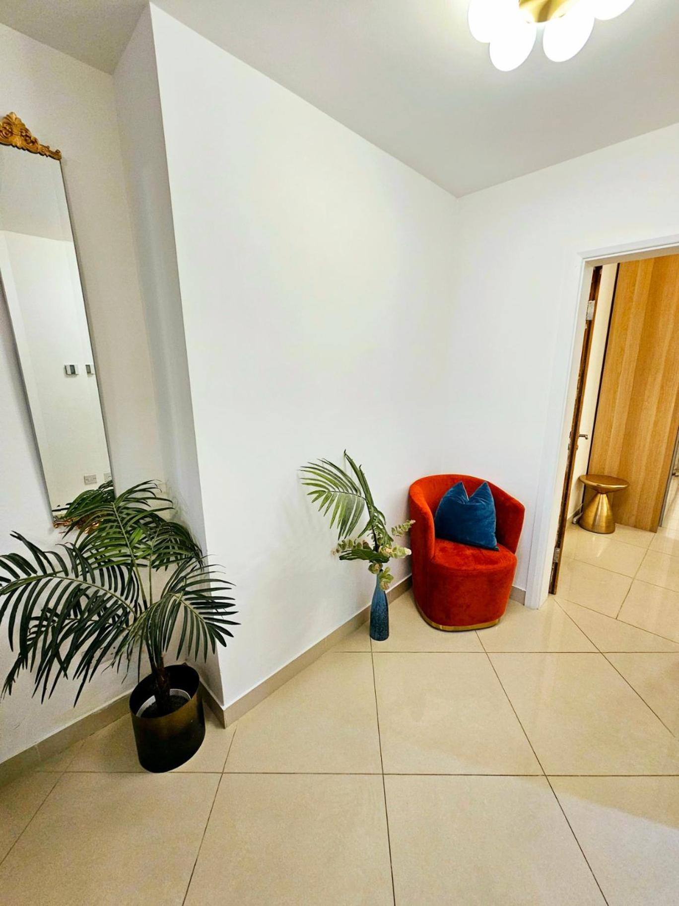 Modern Hyde Park Home With Private Entrance & Private Back Patio Near Bayswater & Paddington Stations Londra Esterno foto
