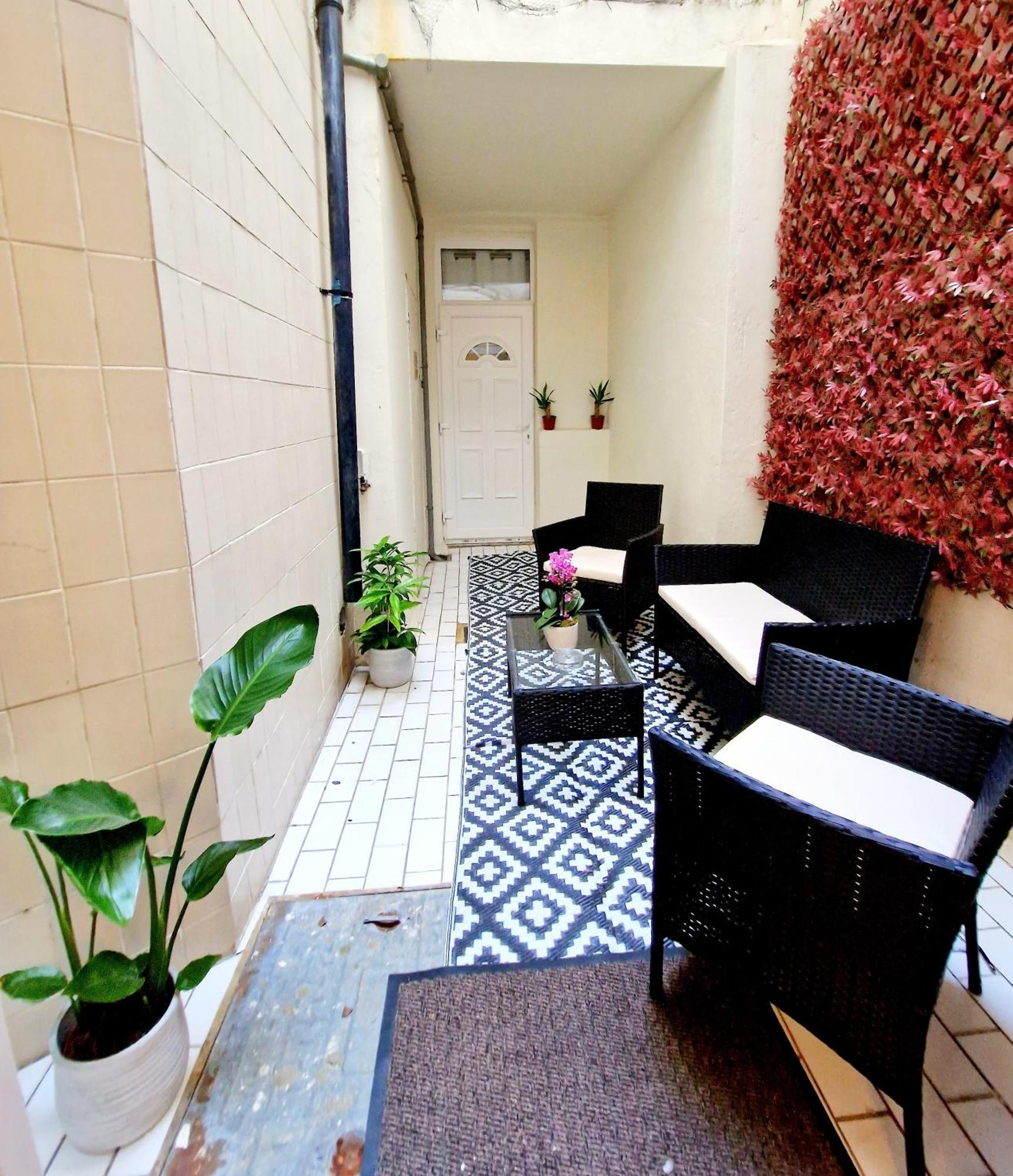 Modern Hyde Park Home With Private Entrance & Private Back Patio Near Bayswater & Paddington Stations Londra Esterno foto