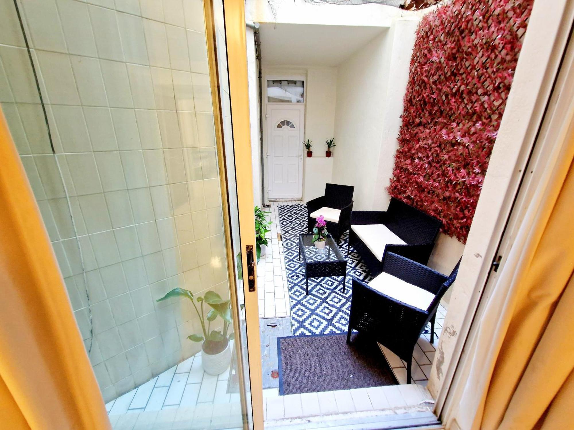 Modern Hyde Park Home With Private Entrance & Private Back Patio Near Bayswater & Paddington Stations Londra Esterno foto