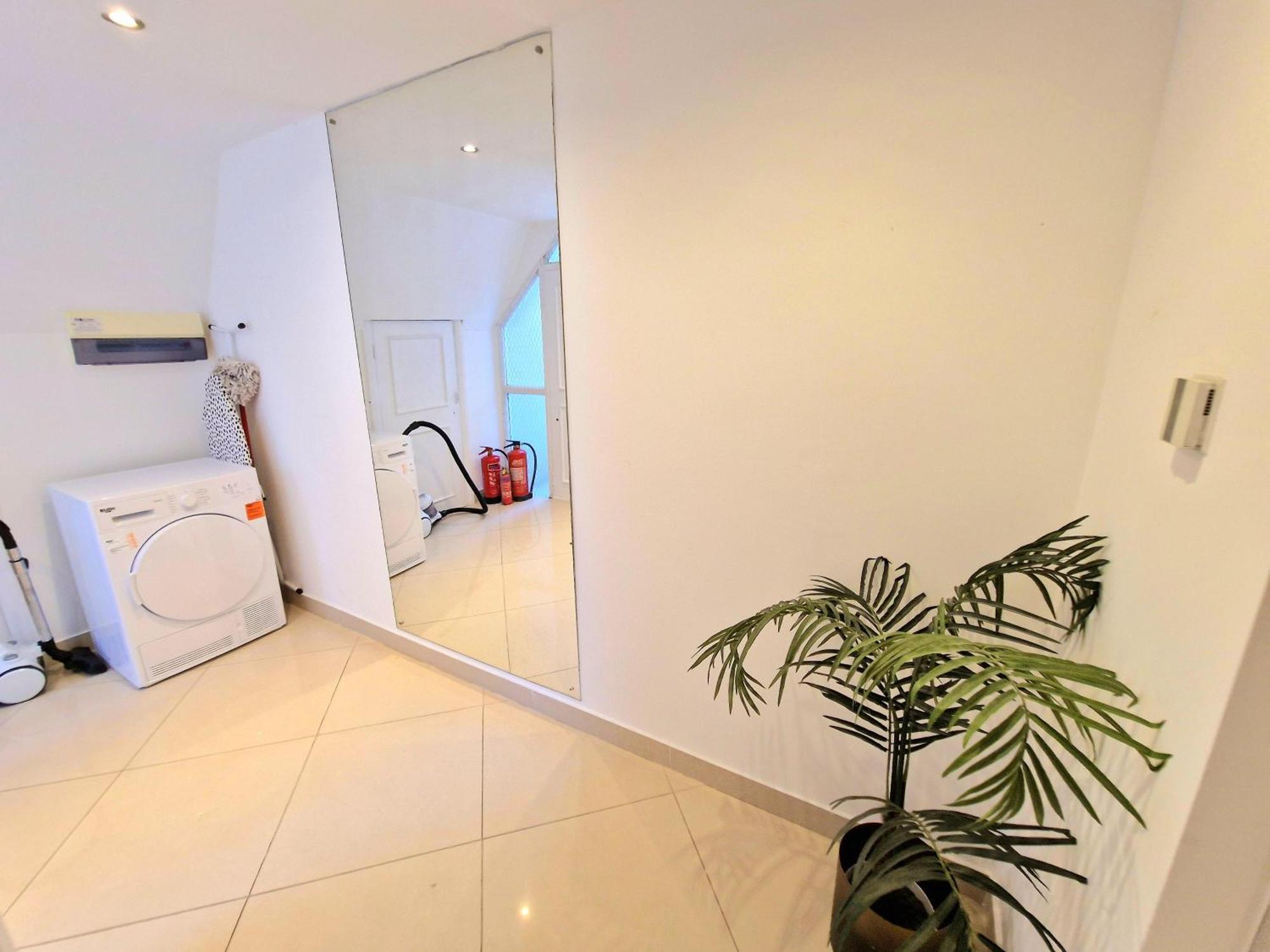 Modern Hyde Park Home With Private Entrance & Private Back Patio Near Bayswater & Paddington Stations Londra Esterno foto